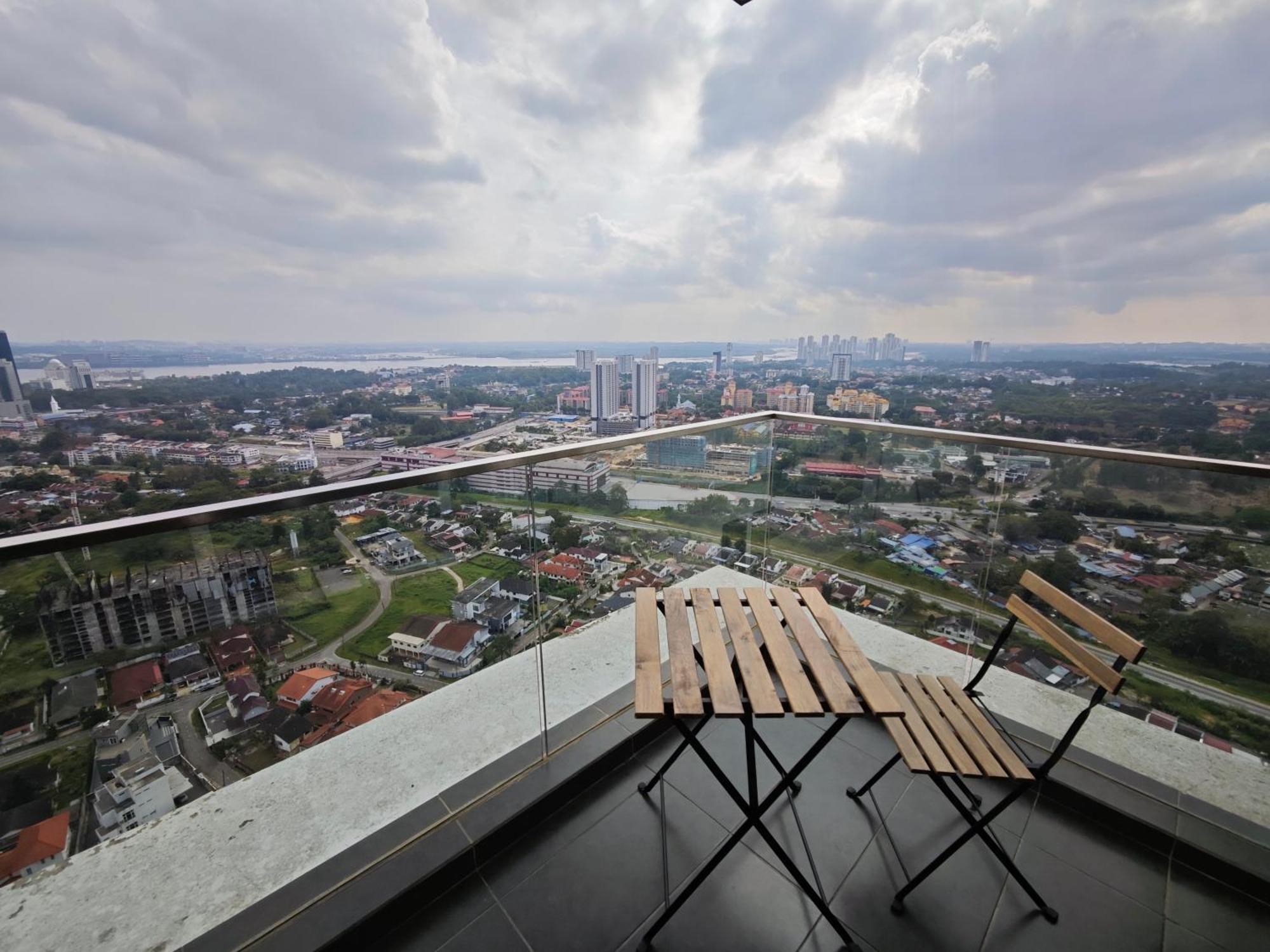 Ais-Kacang Sweet Home Pinnacle Tower ジョホールバル エクステリア 写真