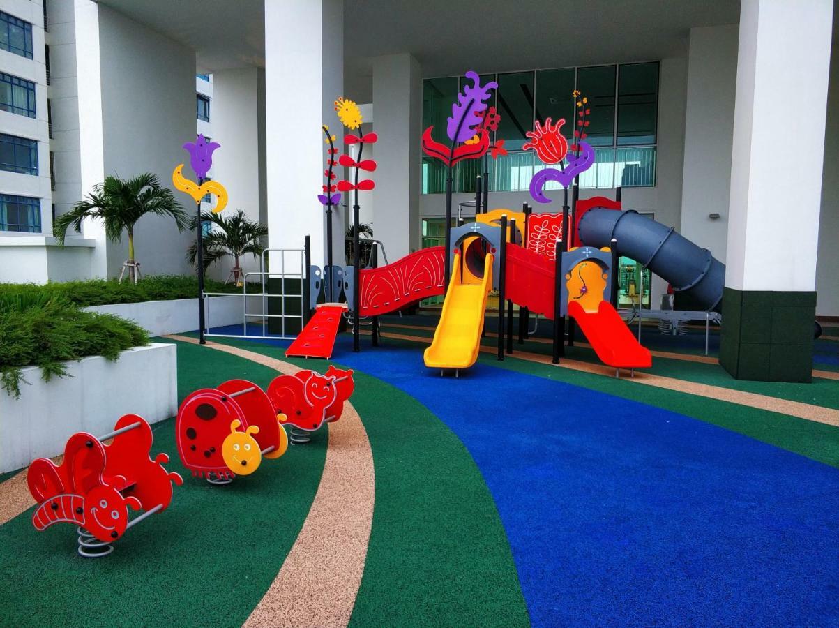 Ais-Kacang Sweet Home Pinnacle Tower ジョホールバル エクステリア 写真